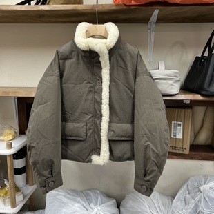 欧货2025冬季新款羊羔毛拼接立领羽绒服女短款高级感95白鸭绒外套