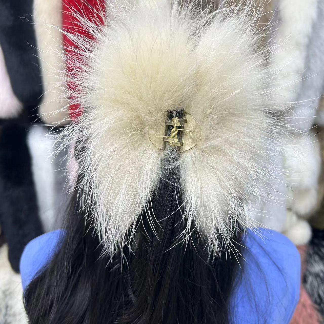 新款真狐狸毛后脑勺抓夹网红真毛可爱高级时尚简约百搭头饰发饰