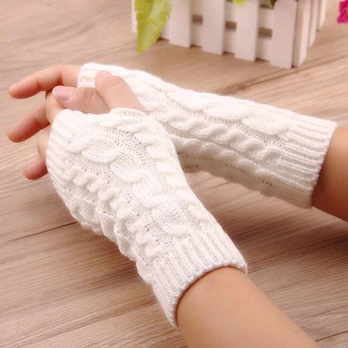 NEW Women Hand Warmer Winter Gloves Fashion Knitting Faux Wo
