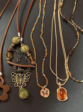 Vintage Brown Natural Stone Pendant Necklace for WomenGeomet