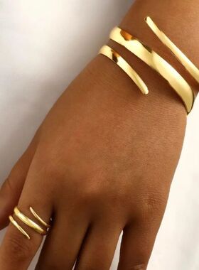 European and Thick Bracelet and Ring Jewelry Set for Women G