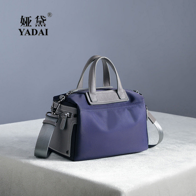 娅黛包包女2022新款潮时尚枕头百搭迷你手提包单肩斜挎包波士顿包