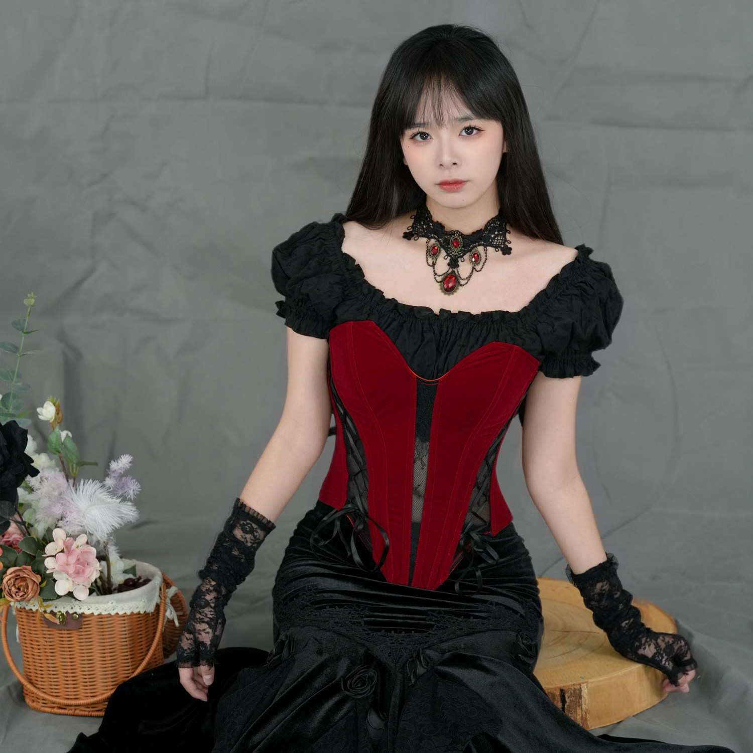 哥特风蕾丝拼接丝绒抹胸束腰鱼骨胸衣女性感修身显瘦上衣