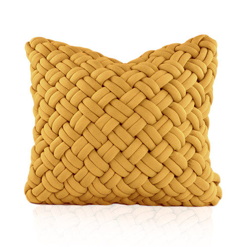 软装样板房间客厅沙发黄色抱枕