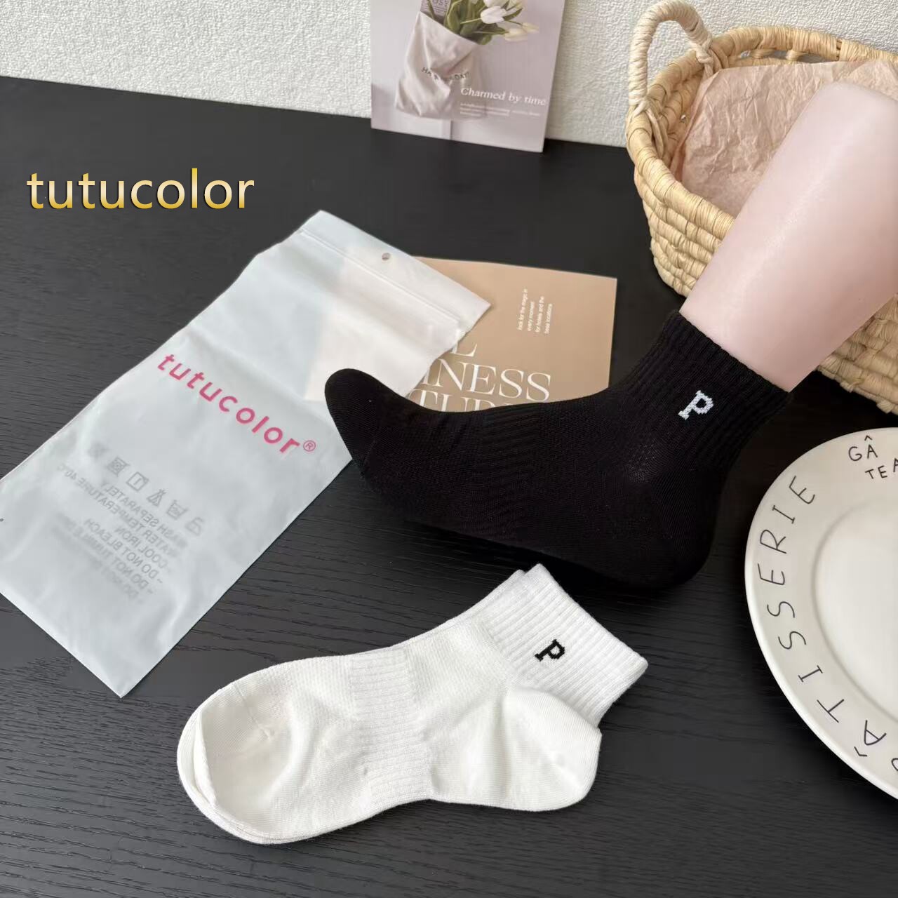 tutucolor韩版春秋黑白条纹运动棉袜不掉跟船袜脚踝袜短筒船袜女
