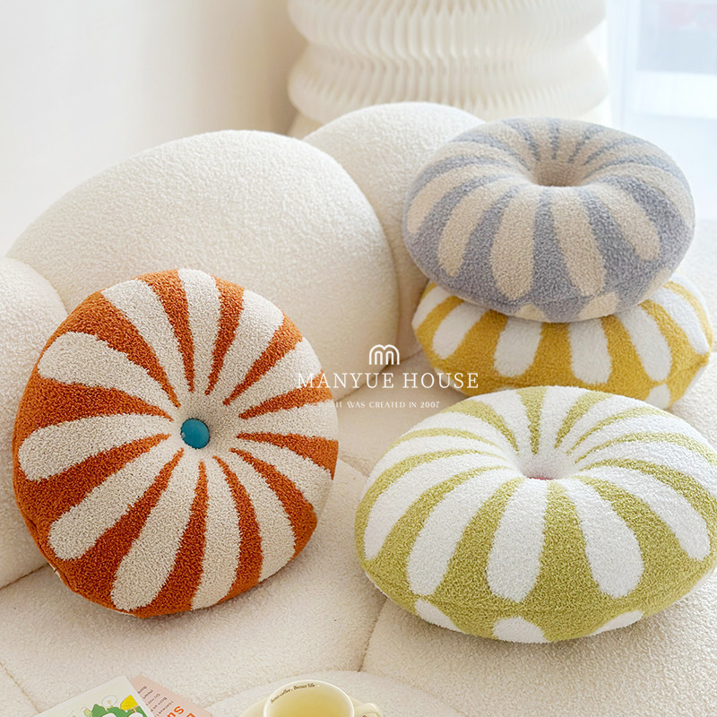 蔓越家 可爱奶糖圆形抱枕卡通毛绒装饰靠枕坐垫卧室床头靠垫含芯,居家布艺,靠垫/抱枕,淘宝优惠券,粉丝福利购,淘宝优惠卷