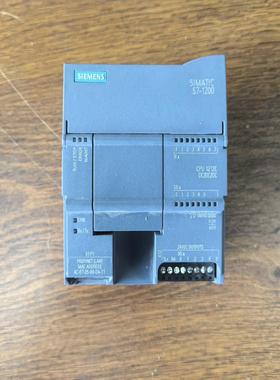 {雅致商行}西门子1212C212-1AE40 24年 缺个盖板 实物
