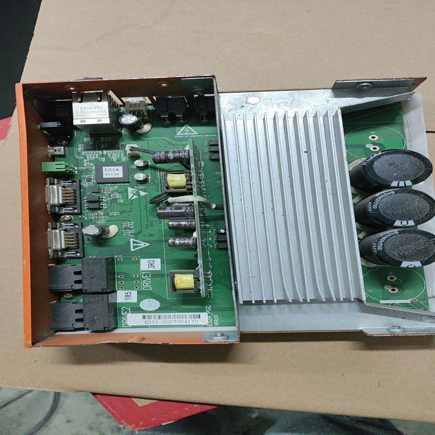 特机器人模块 S1R5C S3R0C 成色如图所示(雅子机械）