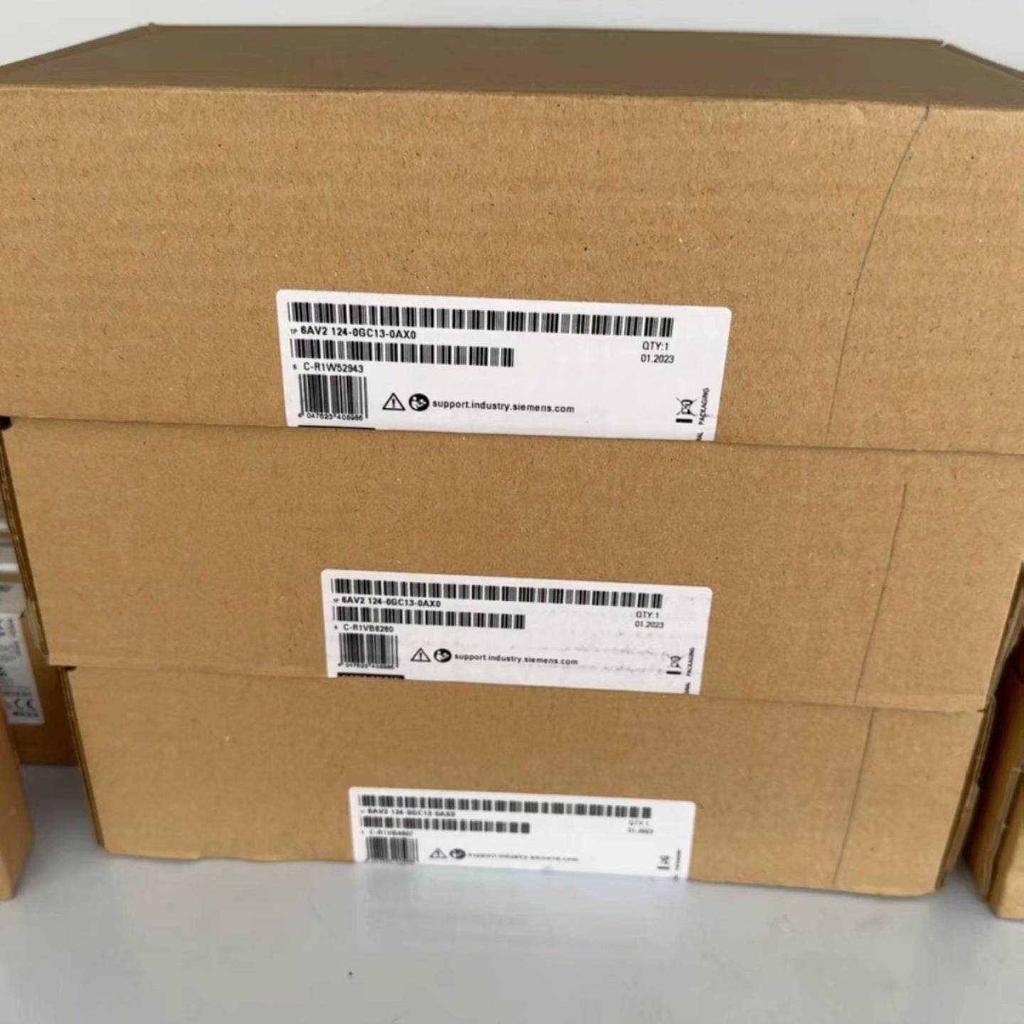 6AV2124-0GC13-0AX0(雅子机械）