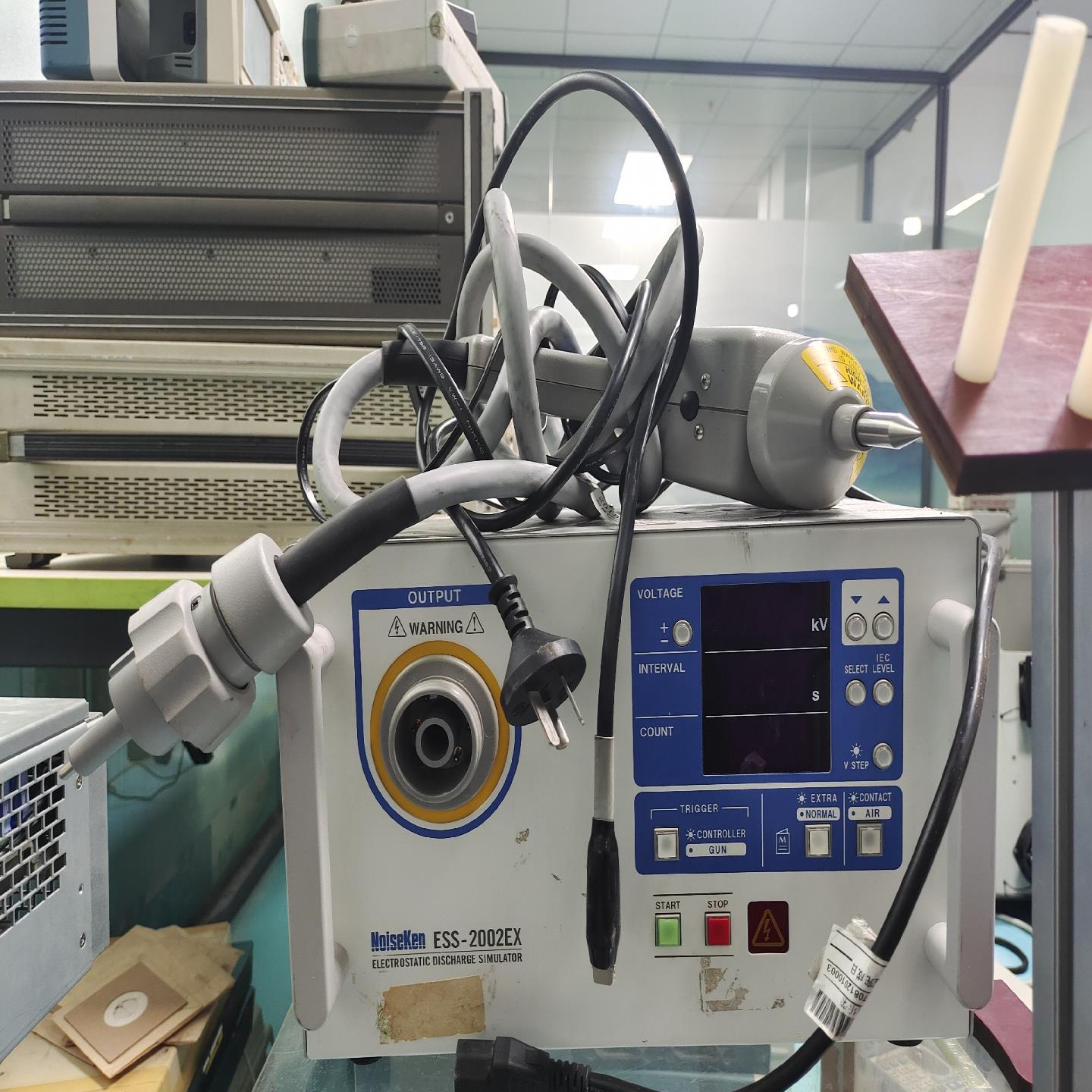 noiseken ess-2002ex静电放电发生器  3【雅致电子】