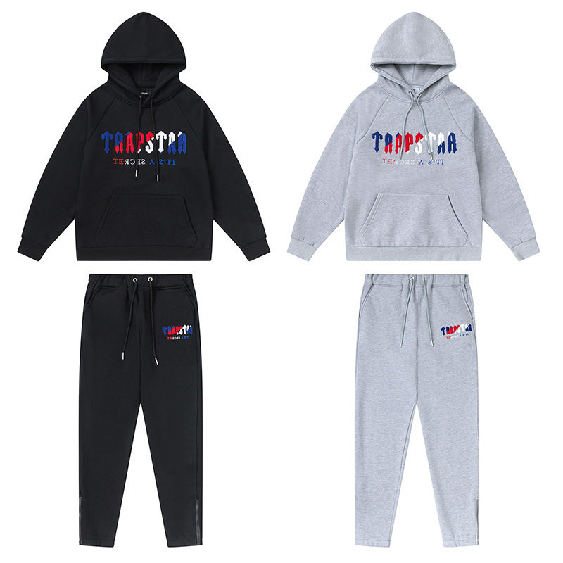 남성과 여성을 위한 TRAPSTAR 문자 INS로 수 놓은 유럽과 미국의 스트리트 패션 브랜드 수건 느슨한 스포츠 및 레저 정장과 벨벳