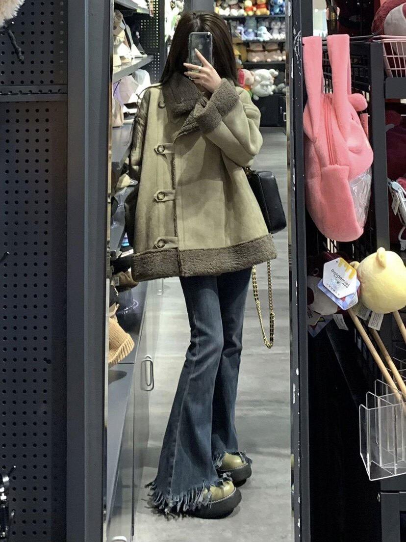 微喇叭牛仔裤毛边微喇叭牛仔裤