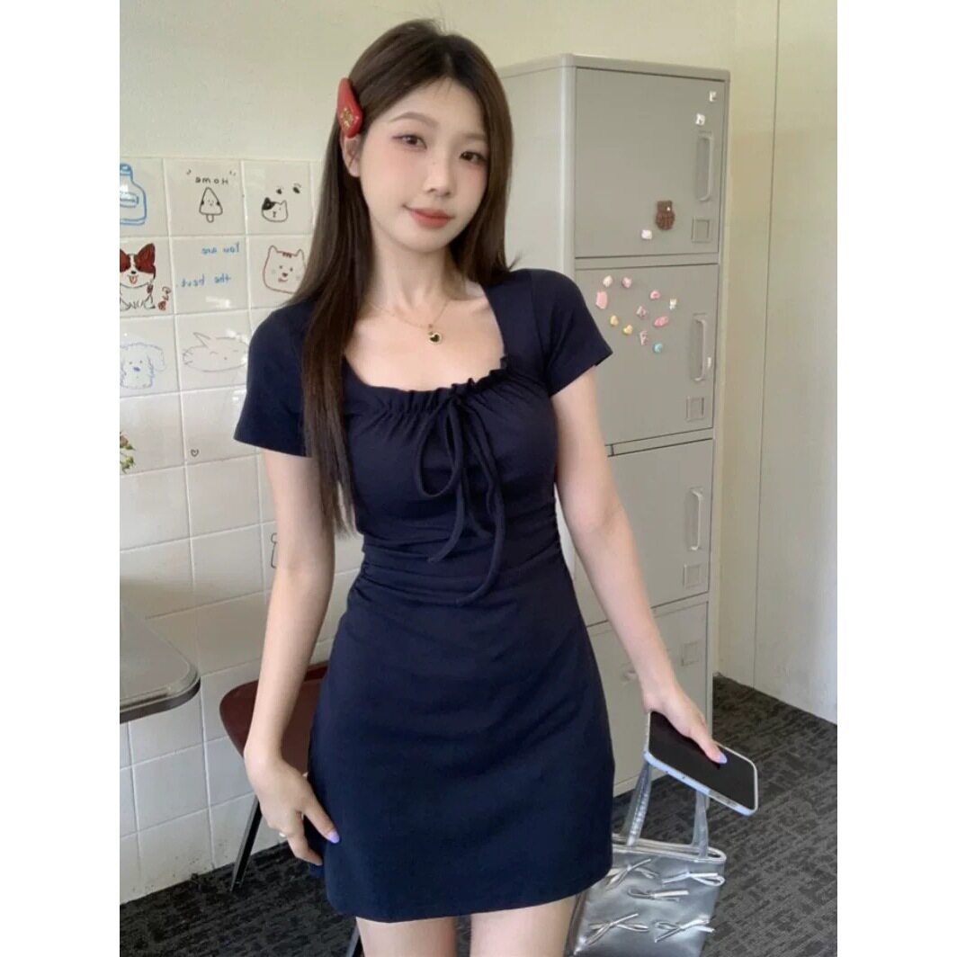 心机小众设计感抽褶方领短裙女夏连衣裙