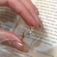 时尚 小红书爆款 缠绕藤蔓方钻戒指2025新款 轻奢闪钻指环一件代发
