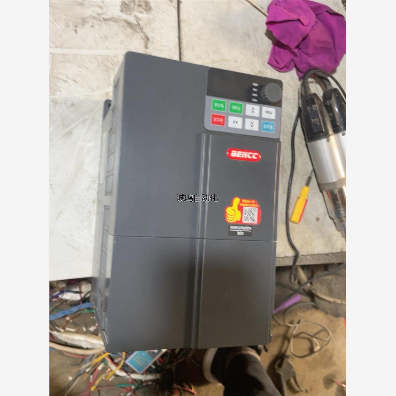 本川变频器11kw/15B300-S