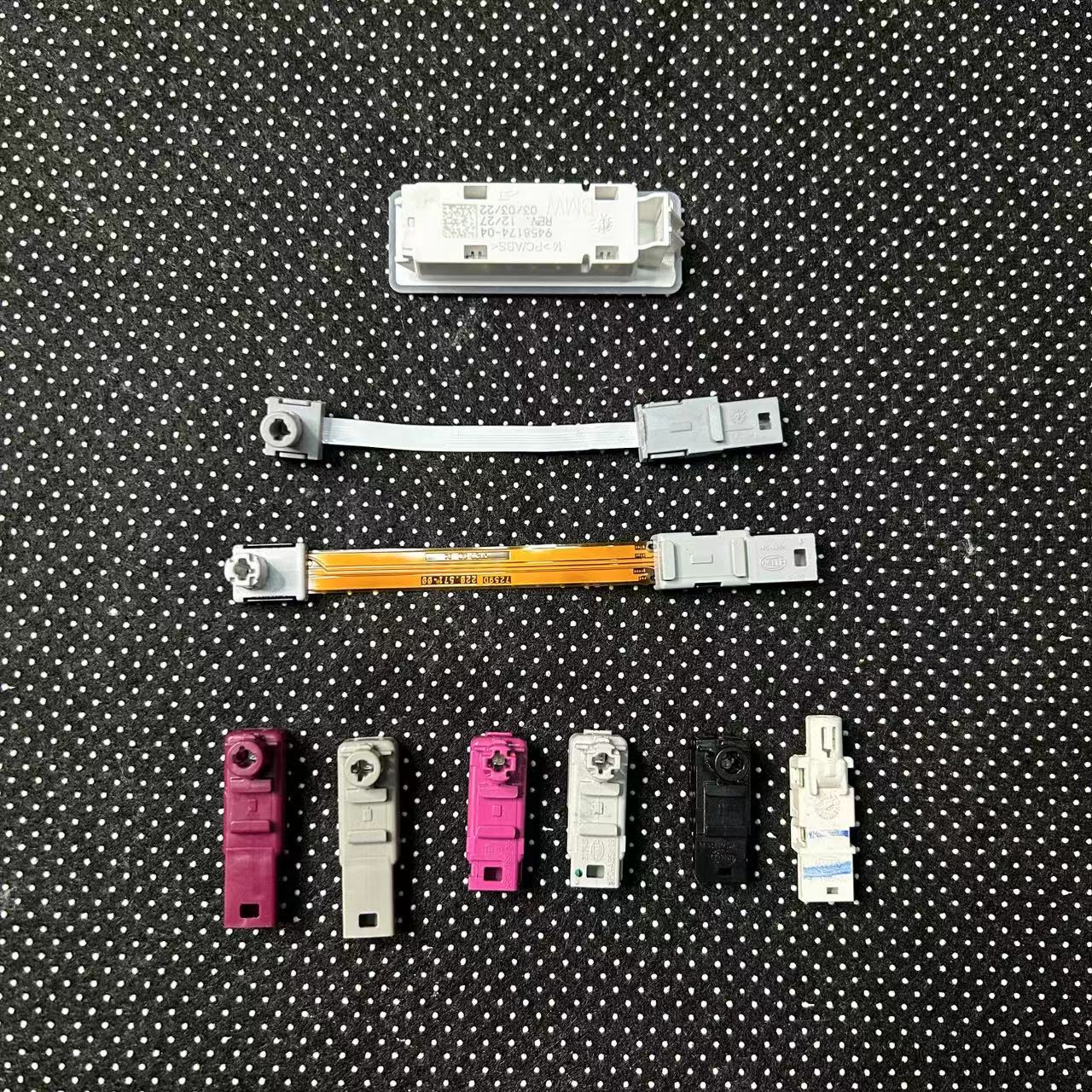 适用宝马3系4系5系6系7系X1X2X3X4X5X6X7原厂2色6色11色氛围灯头