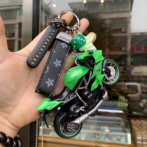 半合金个性摩托车钥匙扣男士创意回力仿赛机车汽车钥匙链圈包挂件