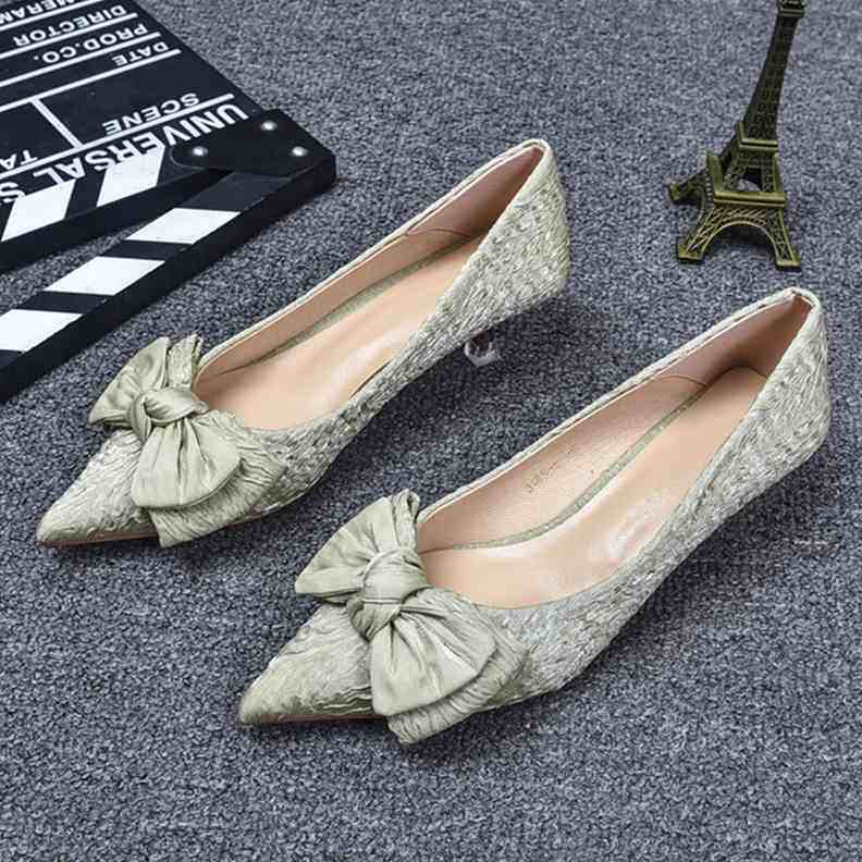 婚鞋夏季女2021年新款新娘伴娘鞋白色蝴蝶结高跟鞋女细跟气质单鞋