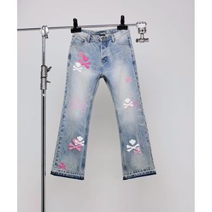 M26D 粉色贴皮骷髅心牛仔裤