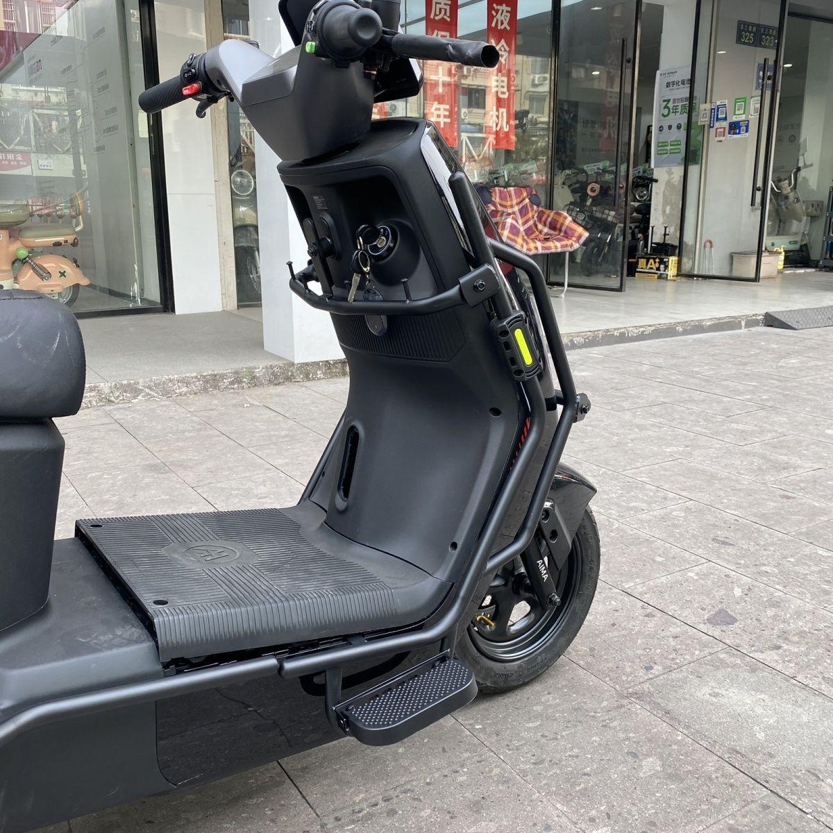 适用爱玛启航ab61护杠电自加强连体保险杠保护杠尾箱架防撞架外卖