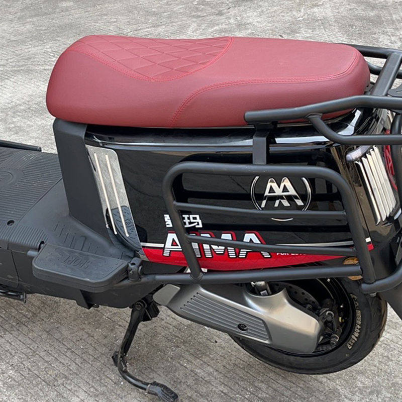 适用适用爱玛电动车爱玛仰望保险杠后货架保险支架尾箱支架改装配