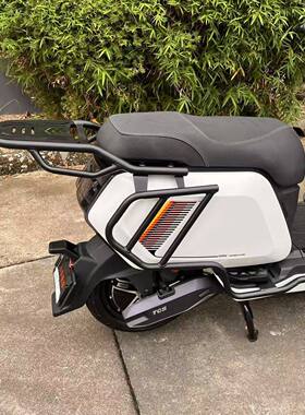 适用25款小牛nxt装饰品护杠防摔保险杠外卖后货架尾箱架改装配件