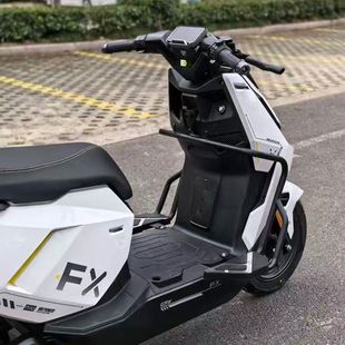 适用适配小牛FX风速版护杠防摔全车保险杠风速版外卖架尾架尾箱架