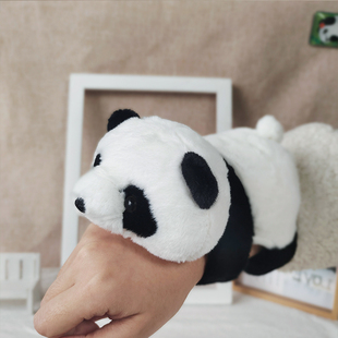 迷你熊猫玩偶啪啪圈创意仿真爬树抱手腕儿童毛绒玩具可爱手环公仔
