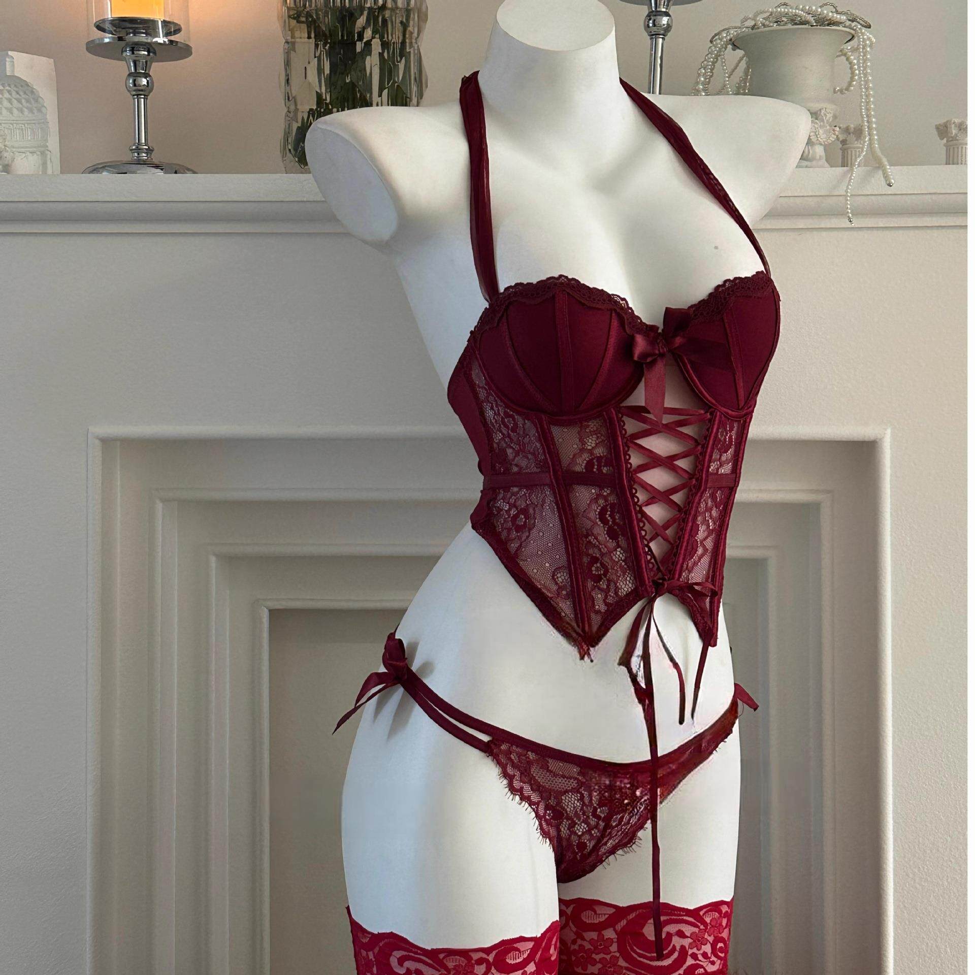 带胸垫贝壳杯鱼骨胸衣显瘦性感纯欲风吊带蕾丝