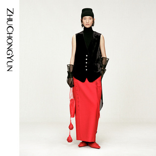 ZHUCHONGYUN2026春新款 丝绒褶皱斜裁桑蚕丝欧根纱拖尾马甲背心
