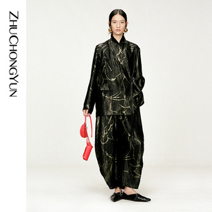 【骏影刻春】ZHUCHONGYUN2026春新款烫金印花中式意蕴西装套装