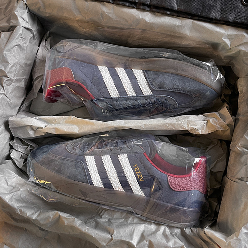 通勤风草莓熊德训鞋男2026新款平底休闲板鞋户外情侣运动阿甘鞋女,流行男鞋,淘宝优惠券,粉丝福利购,淘宝优惠卷