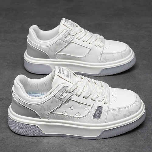 【春季大码加宽透气板鞋运动鞋】