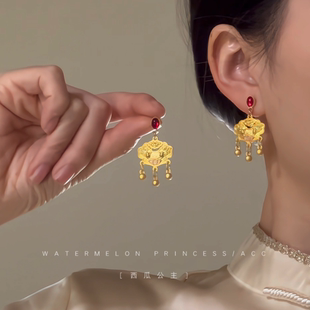 「沙金长命锁」2025新年耳环女新中式国风高级感结婚新娘伴娘耳饰