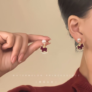 「丝绒小红马」红色小马耳环女高级感马年本命年新年礼物秋冬耳饰