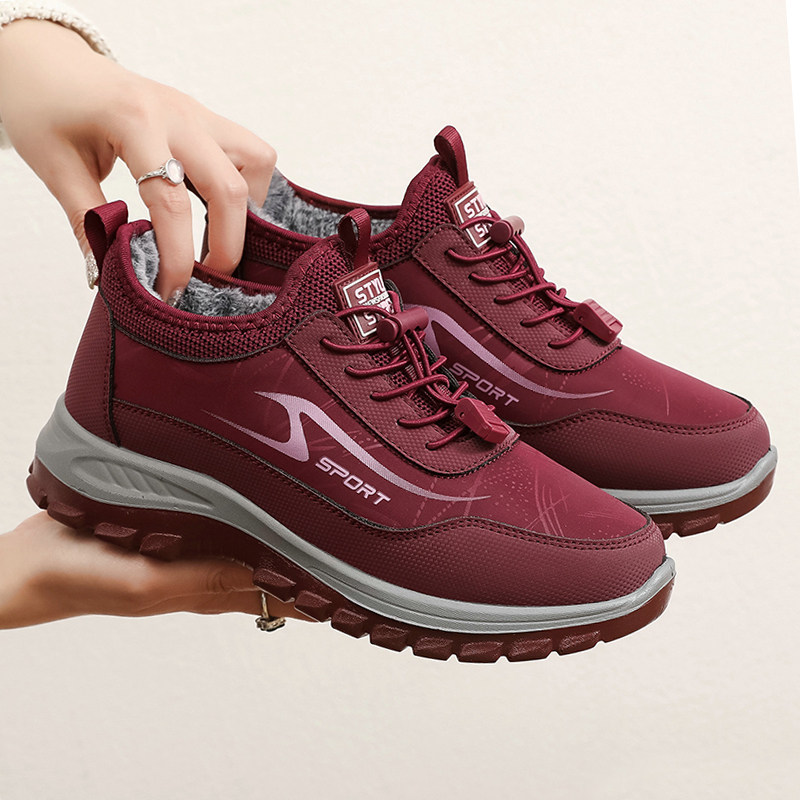 冬季新款老北京布鞋女棉鞋加绒加厚保暖妈妈鞋软底防滑中老年女鞋