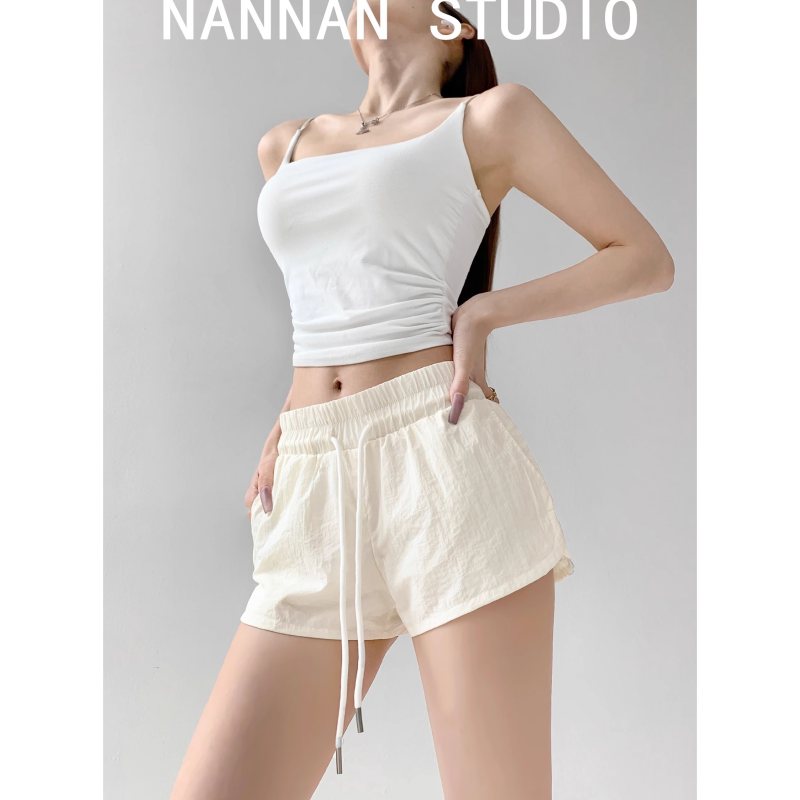 清仓捡漏~品牌余单休闲松弛感宽松运动短裤女高街性感辣妹A字热裤