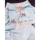 清仓尾货 专柜尾货奶蓝色学院风立体纽扣加绒加厚连帽卫衣女秋冬