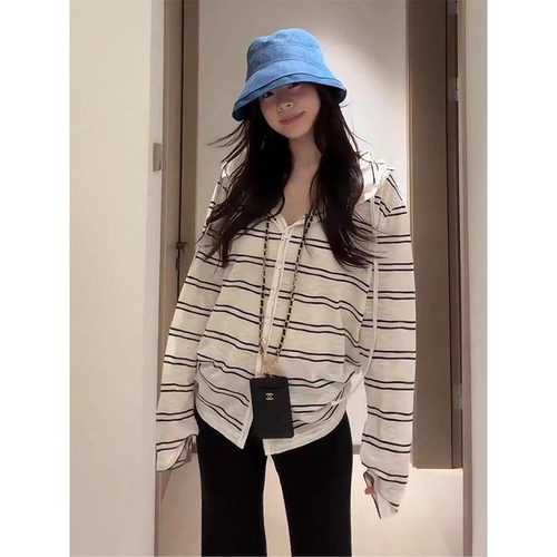 港味冷感长袖连帽条纹开衫T恤女