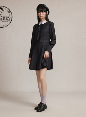D-HARRY/迪哈利2026春季新款学院碳紫色条纹连衣裙DH261J91121B