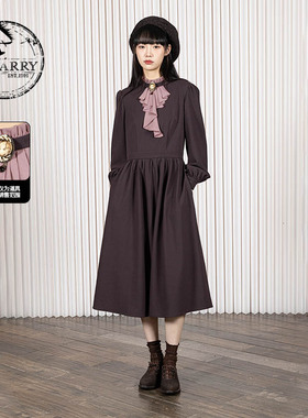 D-HARRY/迪哈利2025冬季新款复古优雅纯色长袖连衣裙DH254J90995T