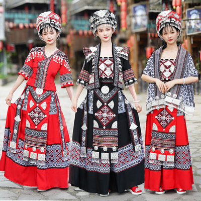 少数民族苗疆风苗寨苗族舞蹈服