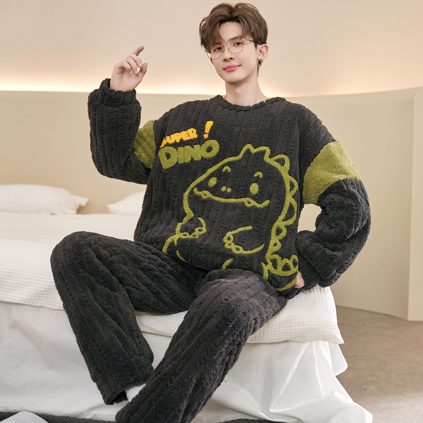 家居服睡衣秋冬款青少年冬季加厚珊瑚绒大码加绒学生男款男士冬天