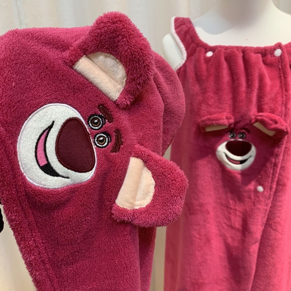 草莓熊可穿浴裙干发帽吸水加厚珊瑚绒浴巾毛巾浴衣成人卡通熊公主