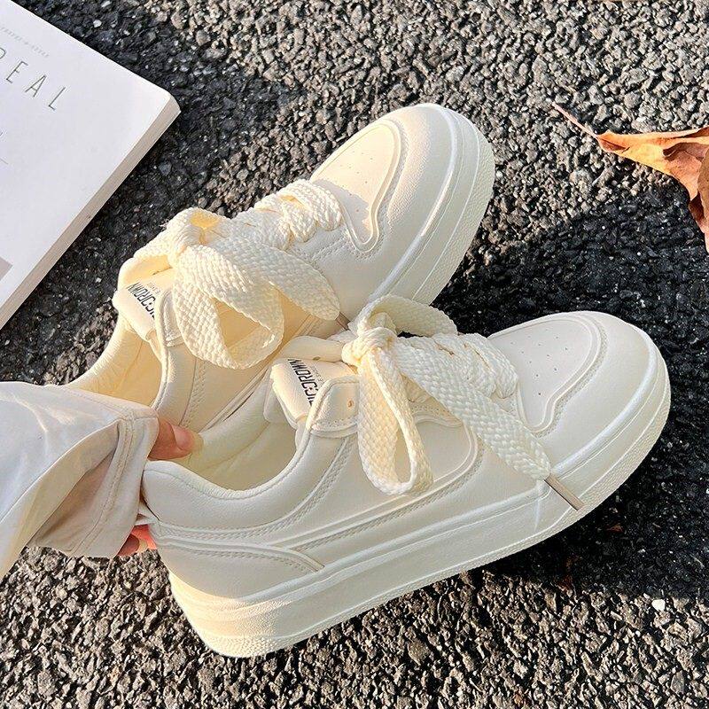 原创潮牌2026春季新款奶fufu鞋小众百搭小白鞋女ins潮洋气板鞋子