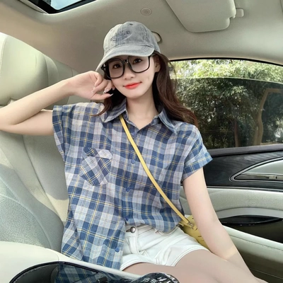 蓝色格子正肩短袖衬衣女款2025新款爆款衬衫夏季宽松绝美小上衣潮