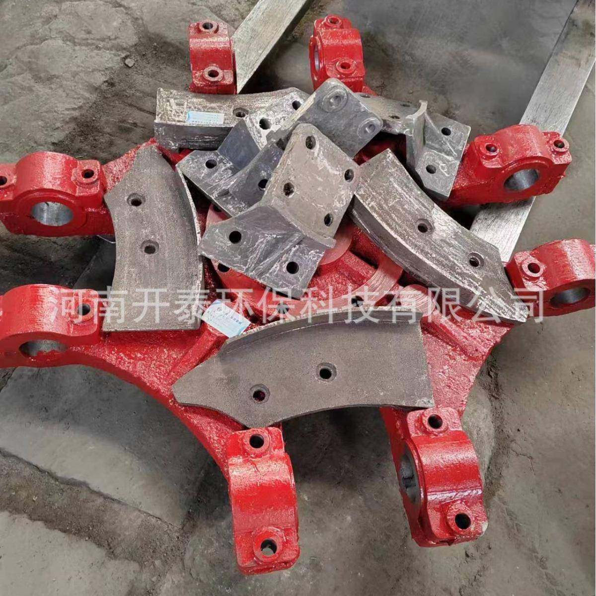 雷蒙磨配件厂家直销4125雷蒙磨高锰钢铲刀130型磨辊磨环价,机械设备,粉碎机,淘宝优惠券,粉丝福利购,淘宝优惠卷