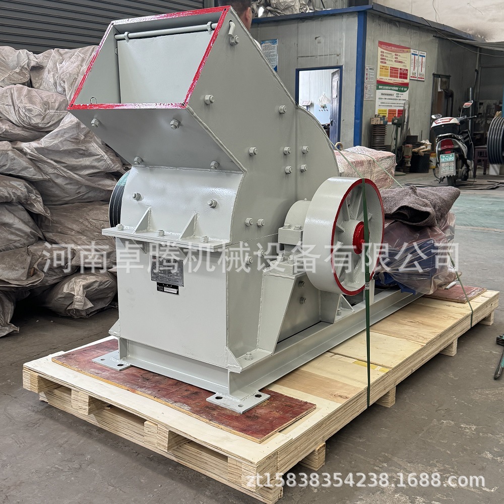 热卖PC-400*600柴油动力矿山金矿建筑石材锤式破碎机便携式粉碎机