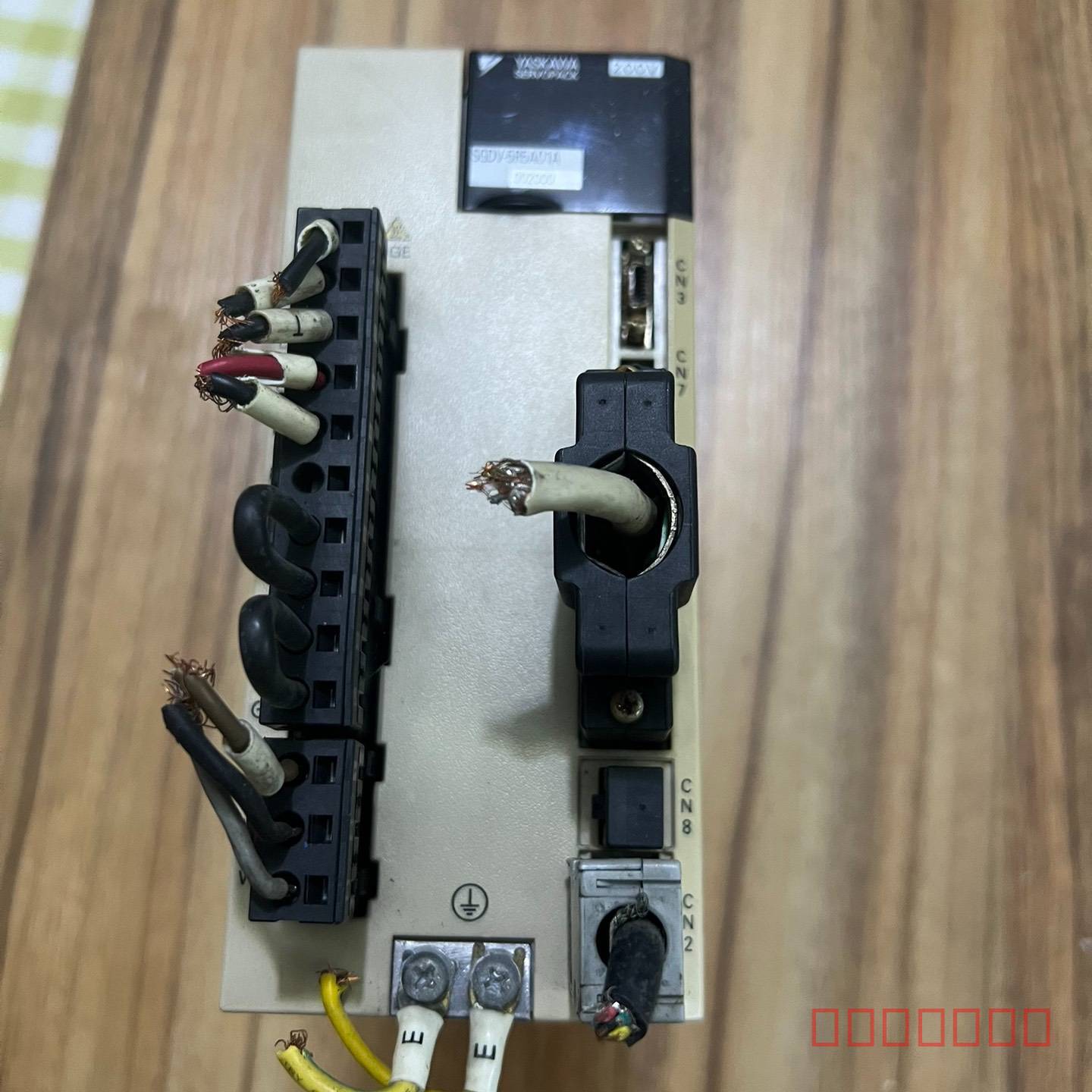 议价安川伺服驱动器SGDV-5R5A01A，750W，200V维修