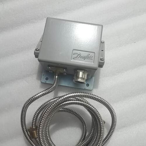 议价KPS79 温度开关 丹佛斯工业工控温度控制开关维修